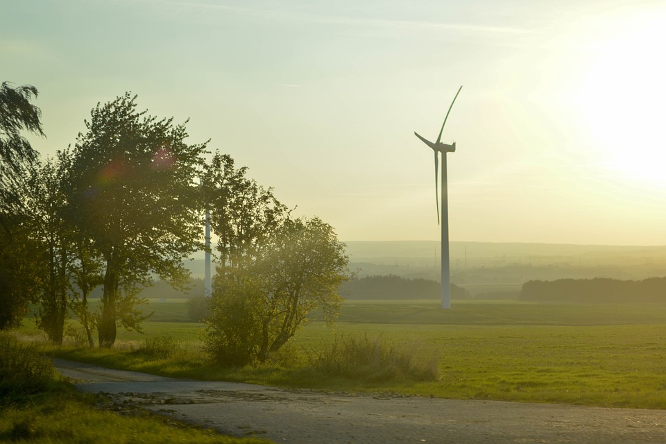 Powering the World: A Career Guide to Power Engineering and Its Applications