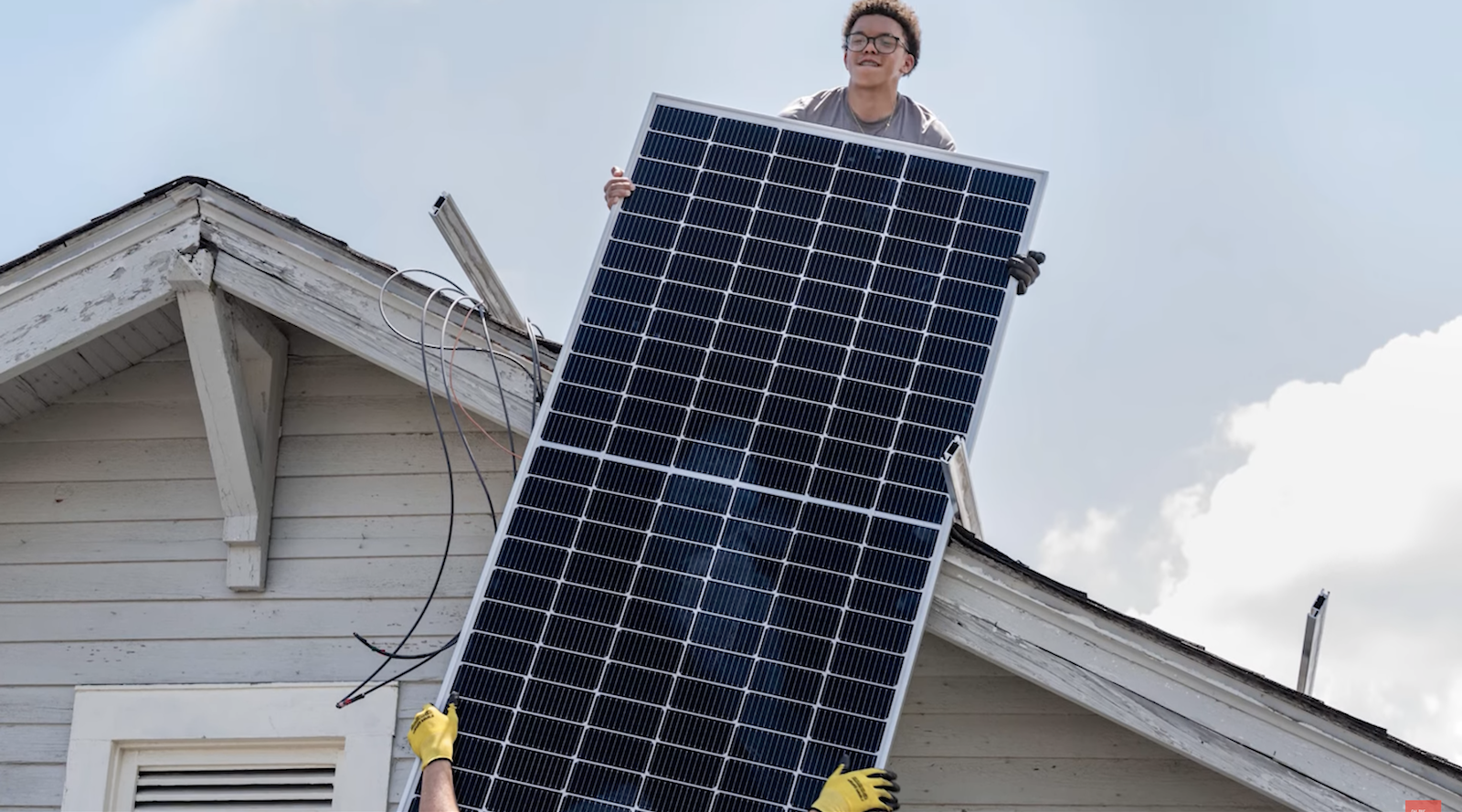 Saving the Day in Disaster: New Orleans Solar Microgrid